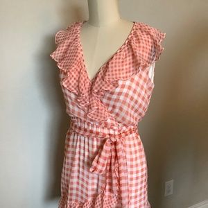 Size Small plaid red v neck dress